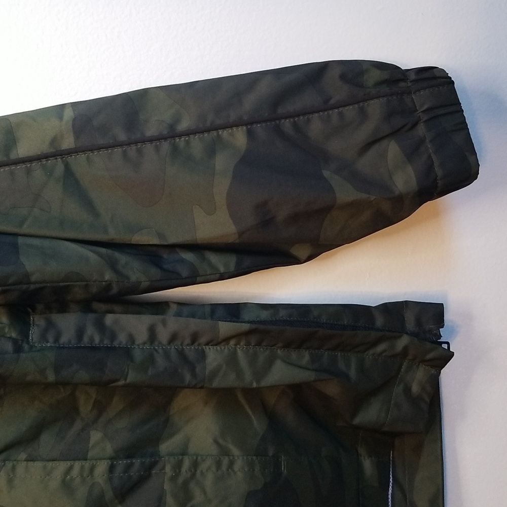 HOLLISTER EPIC FLEX WINDBREAKER HOODIE - Picture 7 of 10